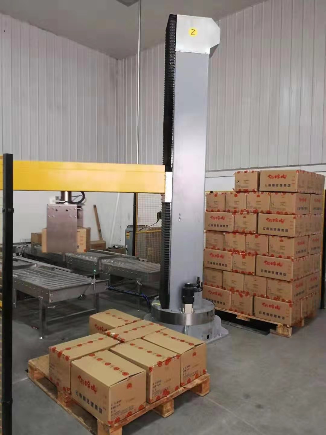 單立柱碼垛機(jī)